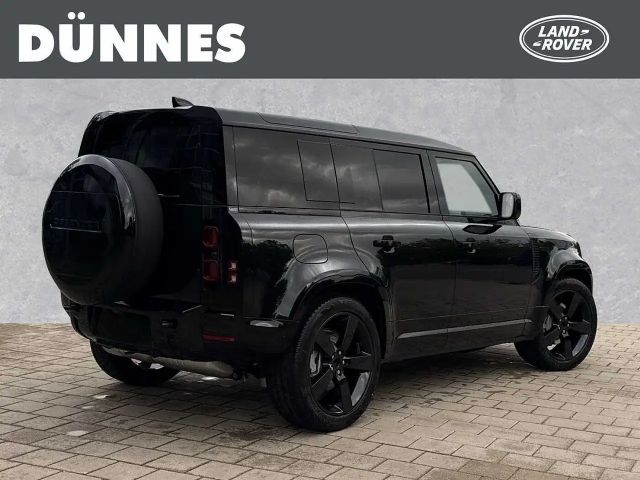 Land Rover Defender 110 D300 Dynamic SE