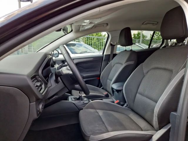 Ford Focus Cool & Connect EcoBoost Wagon