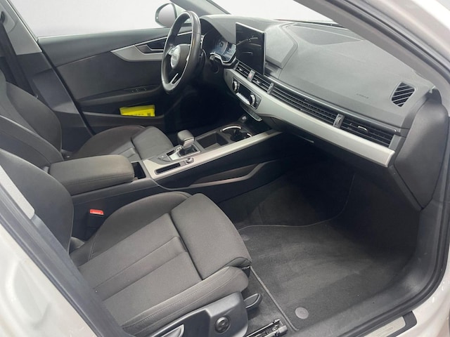 Audi A4 35 TDI Avant S-Line S-Tronic