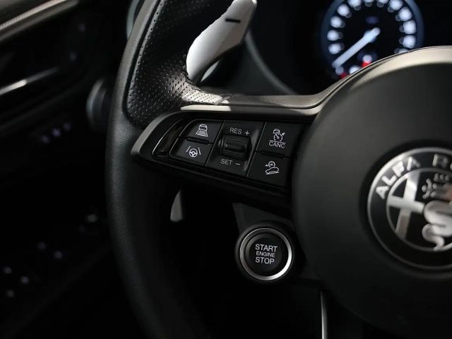 Alfa Romeo Stelvio AT8 Q4 Veloce