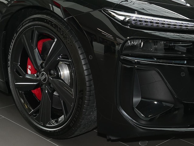 Audi A6 e-tron Avant Quattro