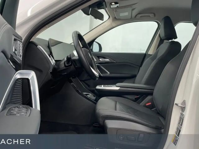 BMW X1 IX1 A XDRIVE30 PDC RFK SHZ AdaptLED H&K 18" LM