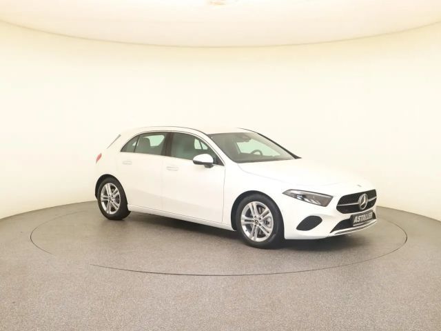 Mercedes-Benz A 220 4MATIC Progressive