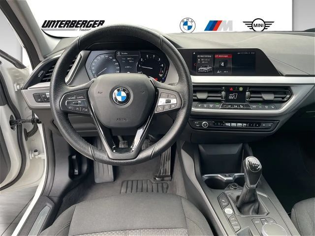 BMW 116 116i Advantage pakket Sedan