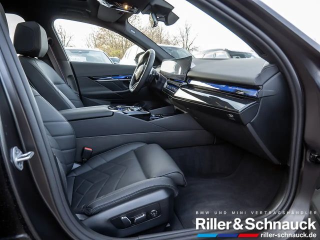 BMW 540 540d M-Sport Touring xDrive