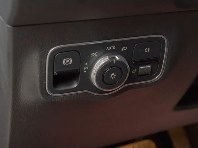 Mercedes-Benz EQB 300 4MATIC Progressive