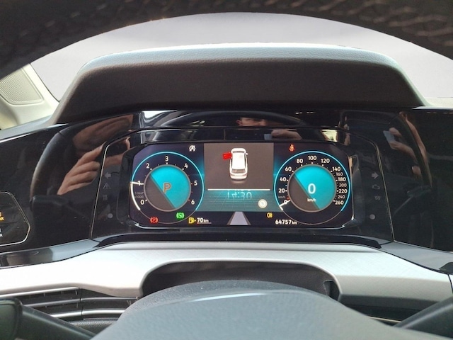 Volkswagen Golf 2.0 TDI DSG Life Variant