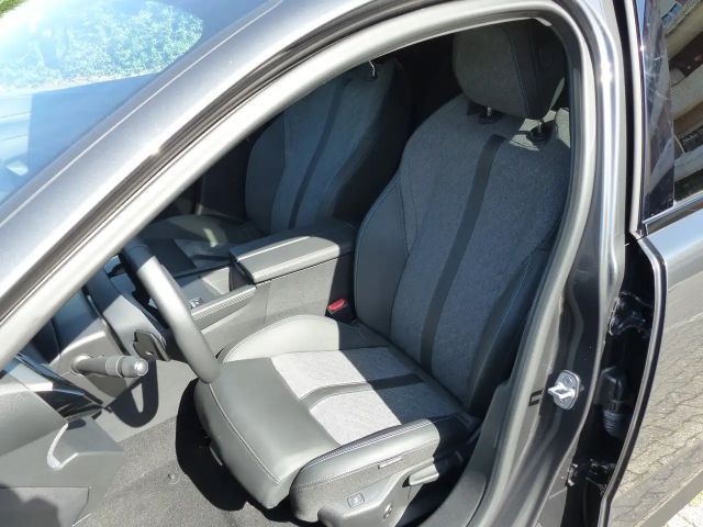 Peugeot 408 130 Allure Pack EAT8