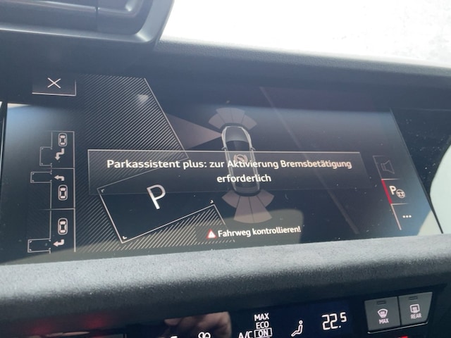 Audi RS3 Quattro S-Tronic Sedan