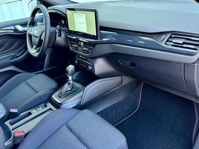 Ford Focus ST Line Wagon