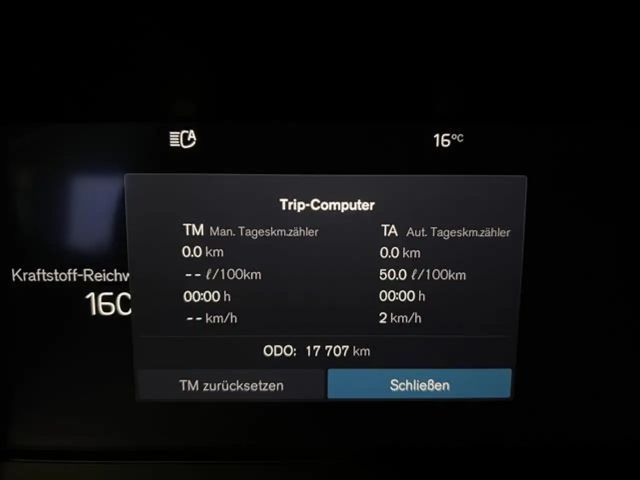 Volvo XC60 AWD Dark Plus