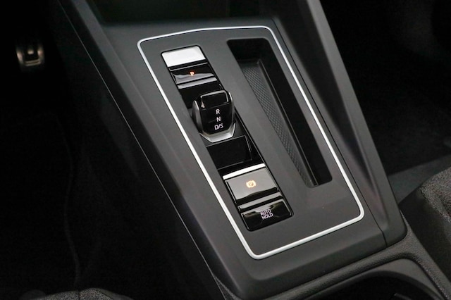 Volkswagen Golf 1.5 eTSI DSG Move