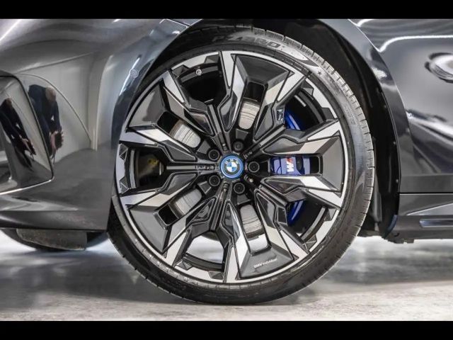 BMW i5 M60 Sedan xDrive