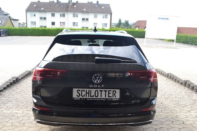 Volkswagen Golf DSG Pro Style Variant