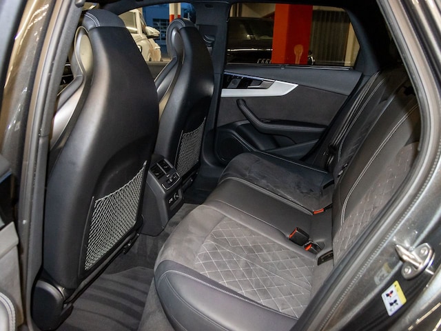 Audi S4 Avant Quattro