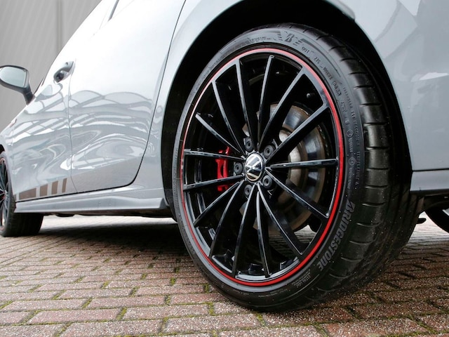 Volkswagen Golf 2.0 TSI GTI Golf VIII Style