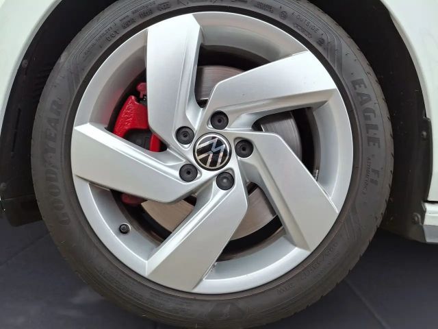 Volkswagen Golf 2.0 TSI DSG GTI