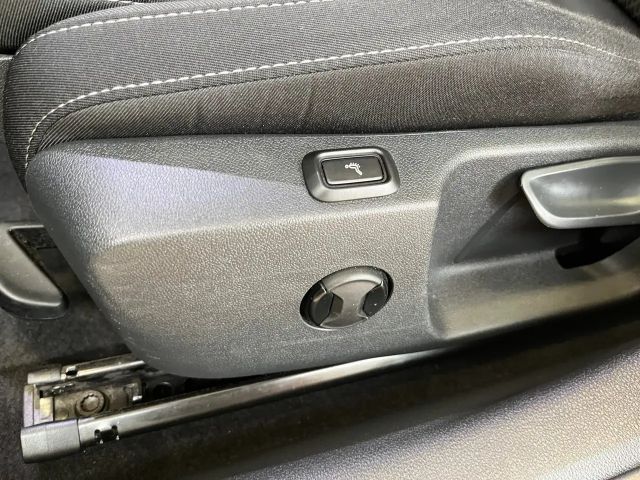 Skoda Octavia 2.0 TDI Combi Style Style