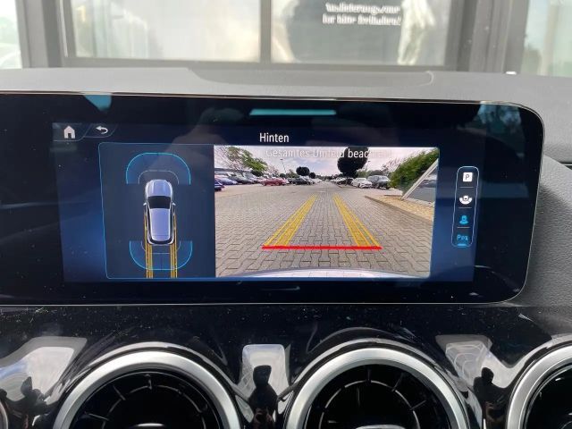 Mercedes-Benz GLA 200 Progressive