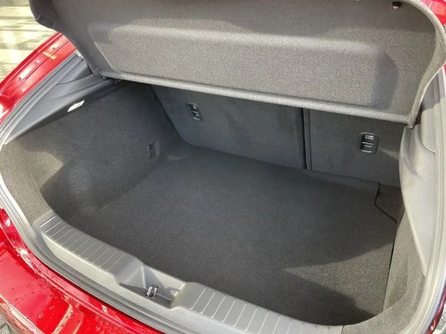 Mazda 3 Exclusive-line