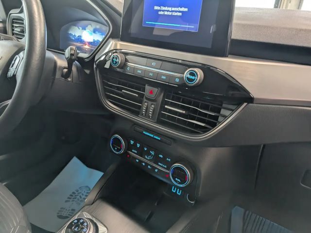 Ford Kuga AWD Hybrid Titanium