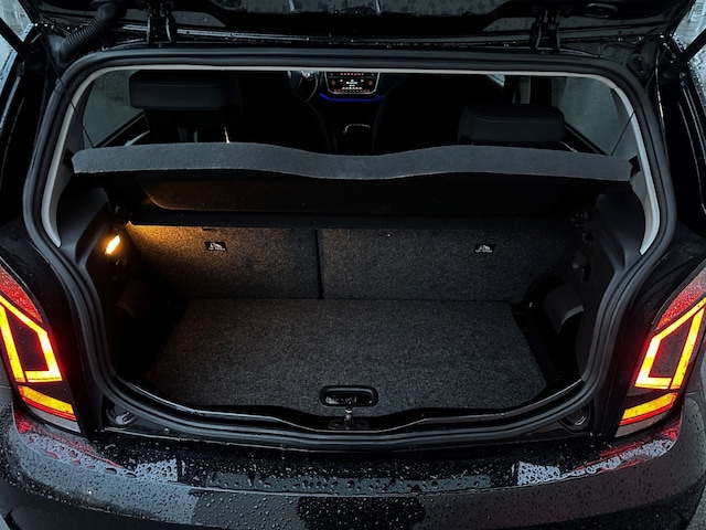 Volkswagen e-up! United - 32,3kWh Shz Kamera Tempomat Climatr.