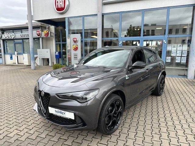 Alfa Romeo Stelvio Q4 Quadrifoglio Turbo