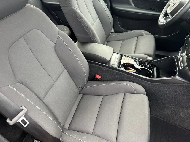 Volvo XC40 Core Recharge