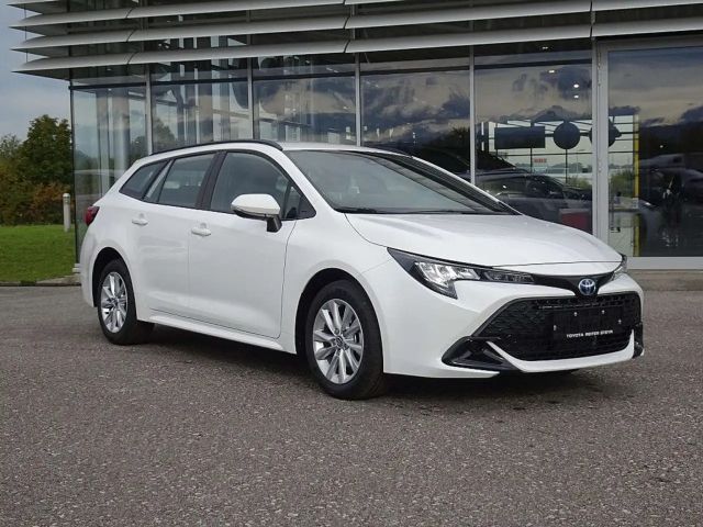 Toyota Corolla Active Hybride Touring