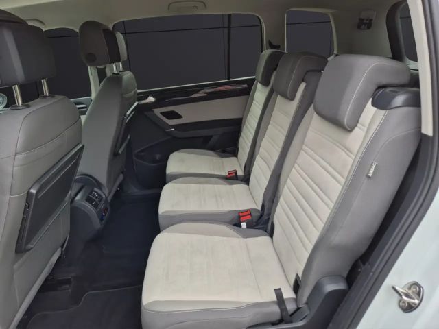 Volkswagen Touran DSG Highline