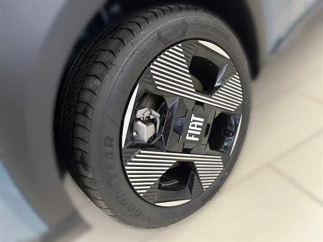 Fiat Grande Panda E La Prima