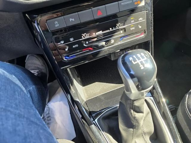 Volkswagen T-Cross 1.0 TSI Move