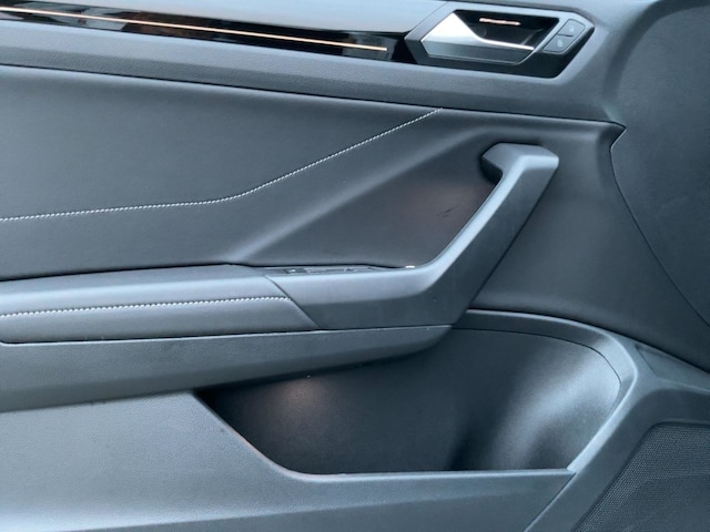 Volkswagen T-Roc 1.5 TSI DSG R-Line