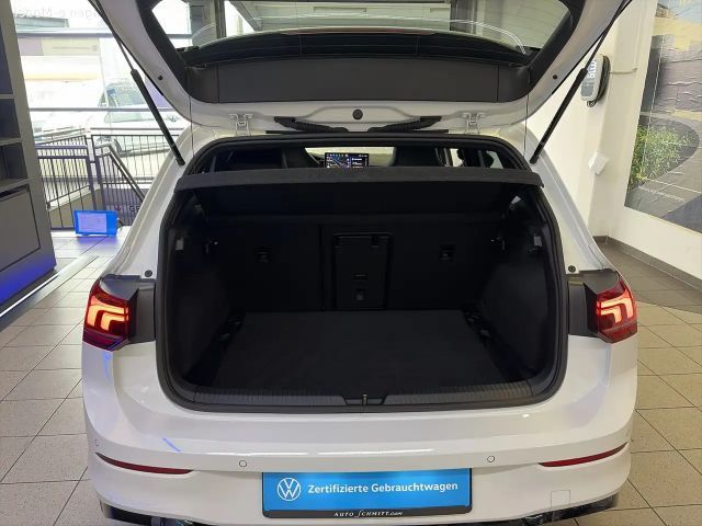 Volkswagen Golf 1.5 eTSI