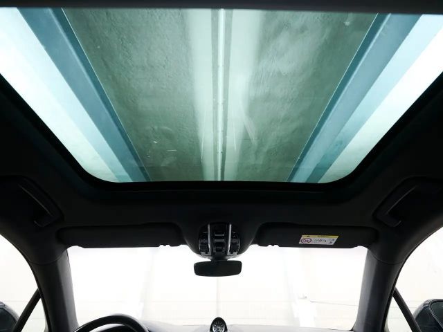 Porsche Panamera 4 E-Hybrid