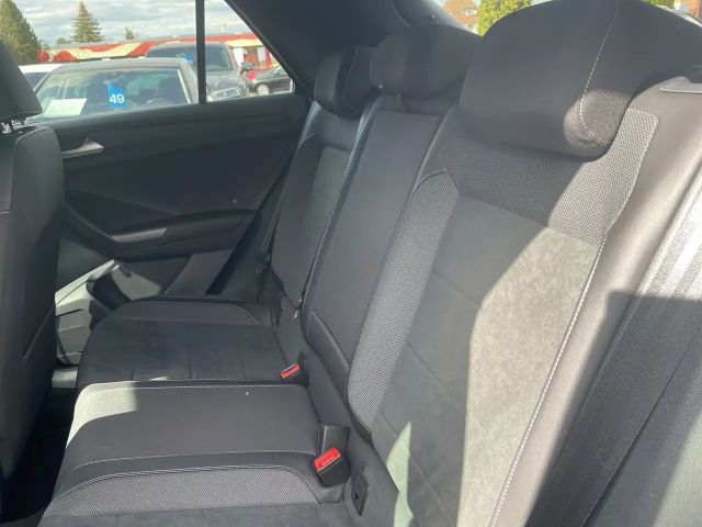 Volkswagen T-Roc R-Line Style