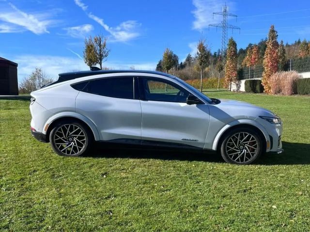 Ford Mustang Mach-E AWD GT