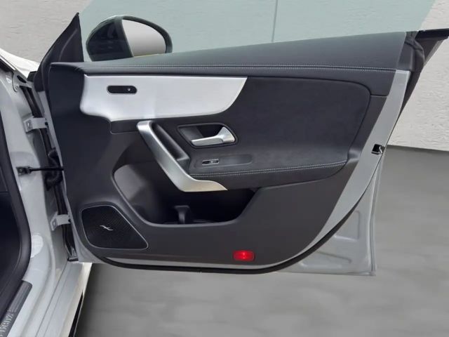 Mercedes-Benz CLA 180 Coupé