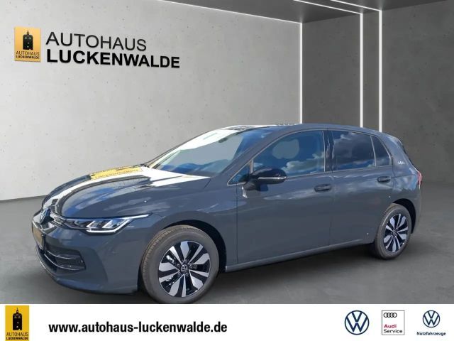 Volkswagen Golf 1.5 eTSI DSG Golf VIII