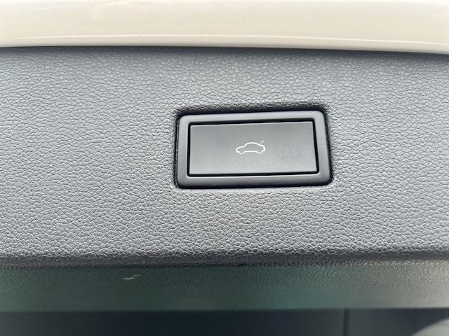 Volkswagen Tiguan 2.0 TSI DSG R-Line