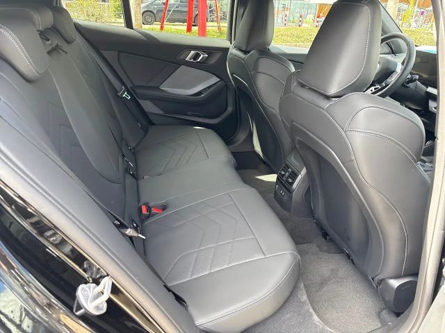 BMW 120 120d M-Sport Sedan