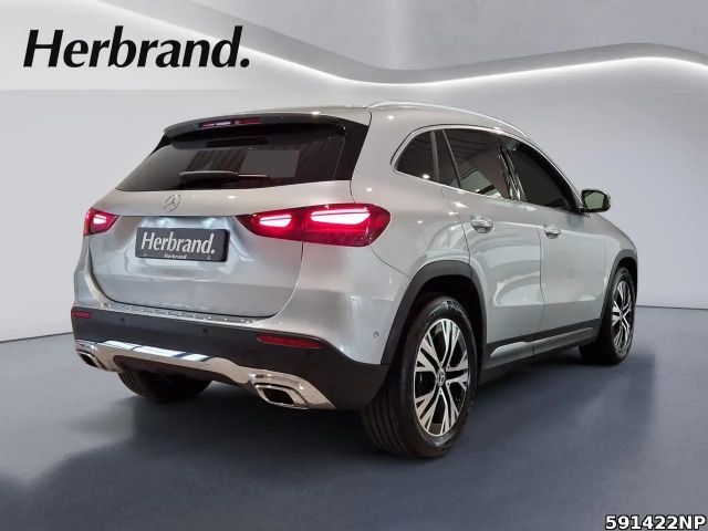 Mercedes-Benz GLA 220 4MATIC Progressive