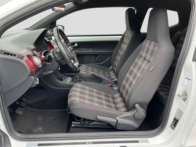 Volkswagen up! 1.0 TSI GTI