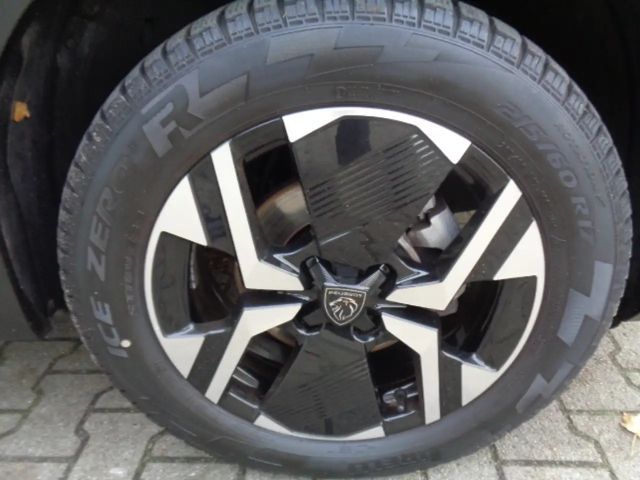 Peugeot 2008 EAT8 GT-Line PureTech