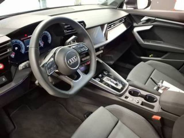 Audi A3 30 TFSI S-Tronic Sportback
