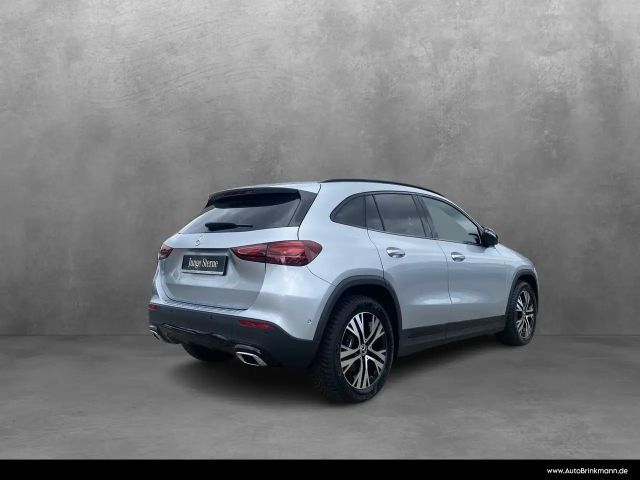 Mercedes-Benz GLA 200 Progressive