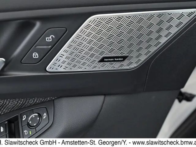 BMW 218 218d Active Tourer Sedan