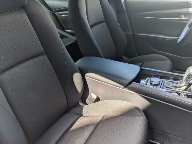 Mazda 3 2.5L Exclusive-line