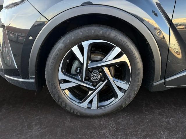 Toyota C-HR Hybride Team D