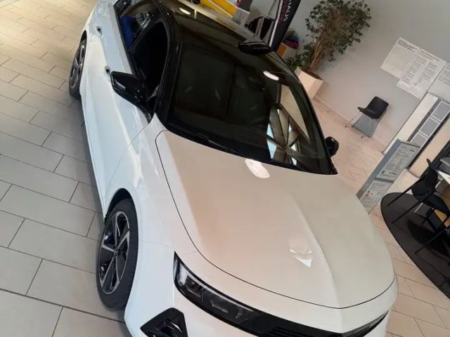 Opel Astra GS-Line Grand Sport